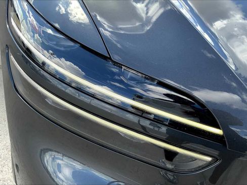 Used 2022 Genesis GV70 3.5T Sport w/ Sport Prestige Package image 26