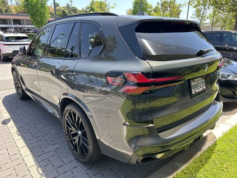 Used 2025 BMW X5 xDrive40i w/ Executive Package image 6