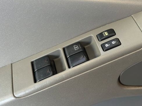 Used 2018 Nissan Frontier SV AWD/4WD image 13