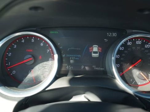 Used 2020 Toyota Camry XSE image 31