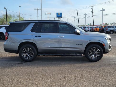 Used 2023 Chevrolet Tahoe Z71 w/ Luxury Package AWD/4WD image 6