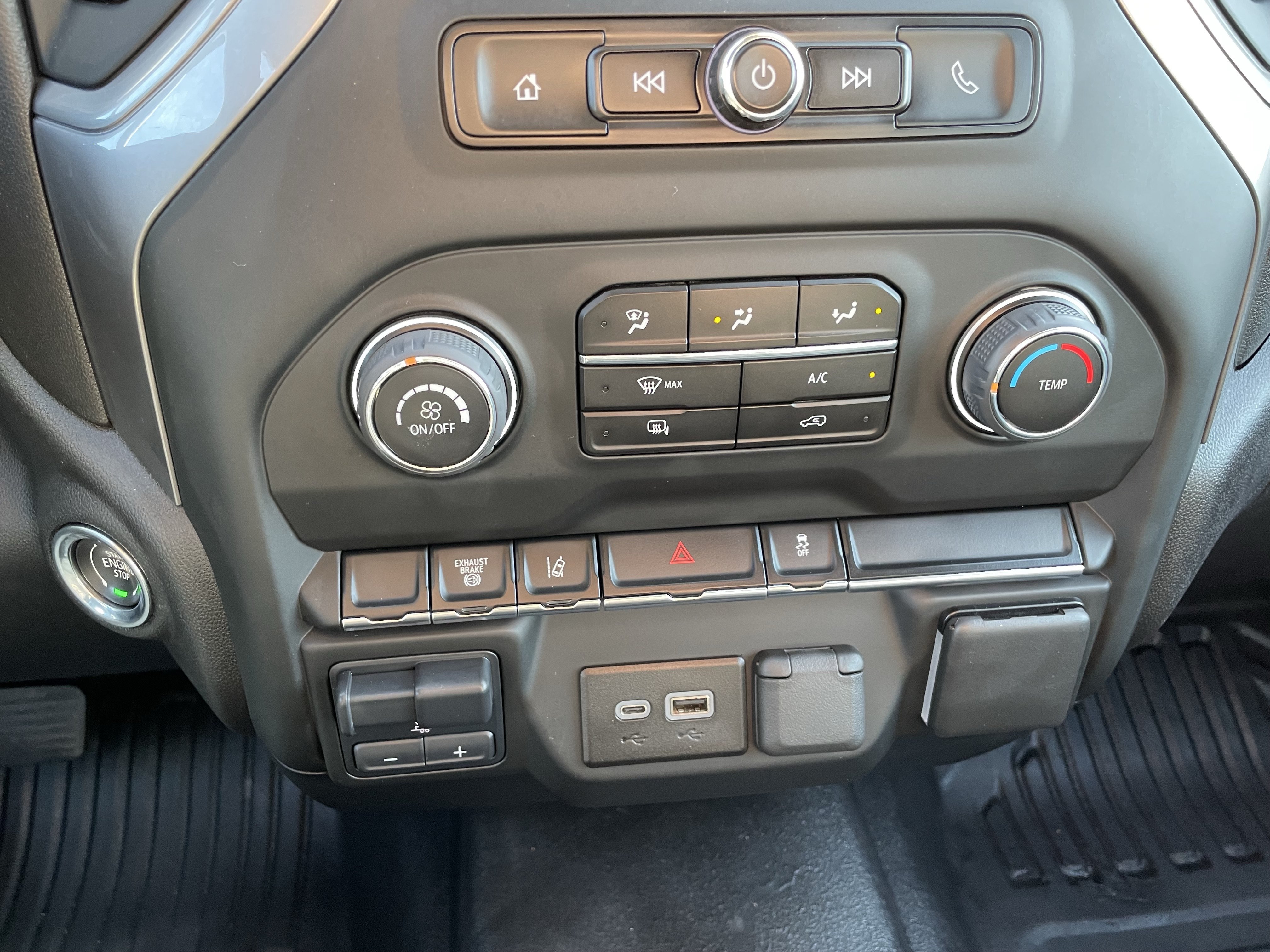 Used 2024 Chevrolet Silverado 2500 W/T w/ WT Fleet Convenience Package AWD/4WD image 21