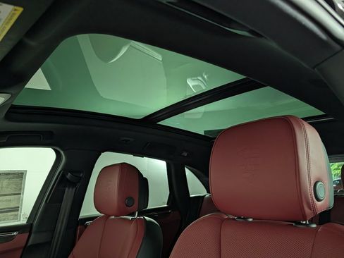 New 2026 Porsche Macan GTS AWD/4WD image 30