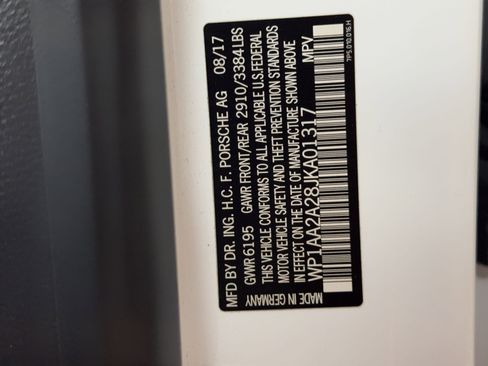 Used 2018 Porsche Cayenne AWD image 27