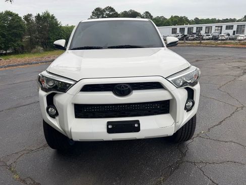 Used 2019 Toyota 4Runner SR5 Premium AWD/4WD image 9