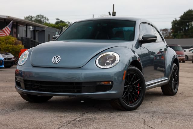 Used 2012 Volkswagen Beetle 2.5 FWD image 1
