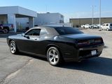 Used 2016 Dodge Challenger SXT image 3