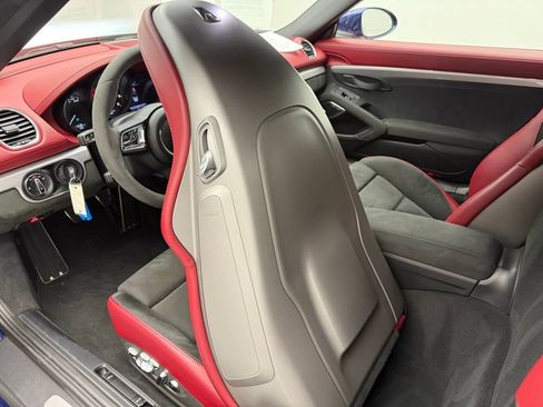 Used 2022 Porsche 718 Boxster Spyder image 22