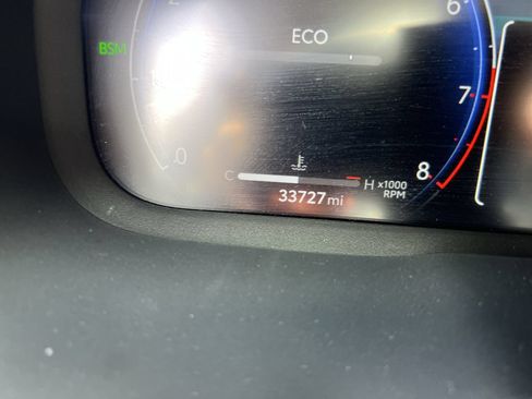 Used 2023 Toyota RAV4 Limited AWD/4WD image 22