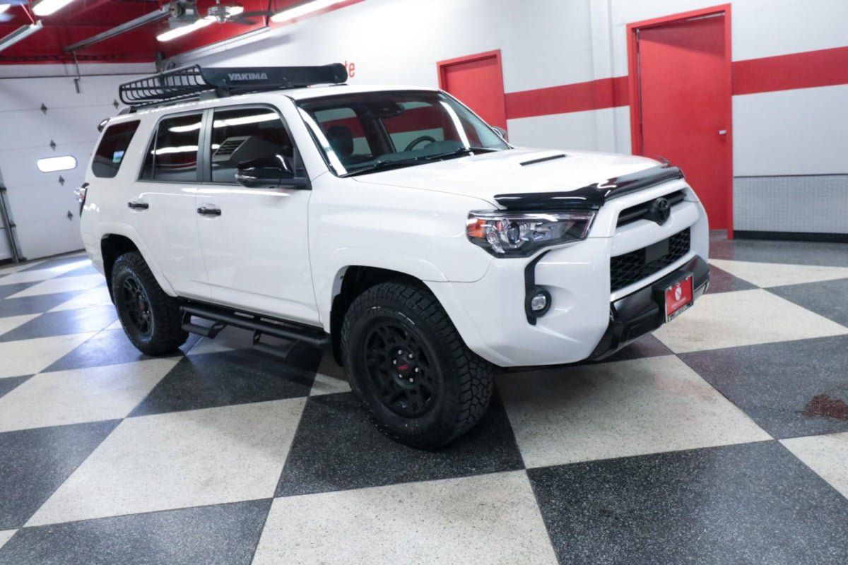 Used 2021 Toyota 4Runner Venture AWD/4WD image 3