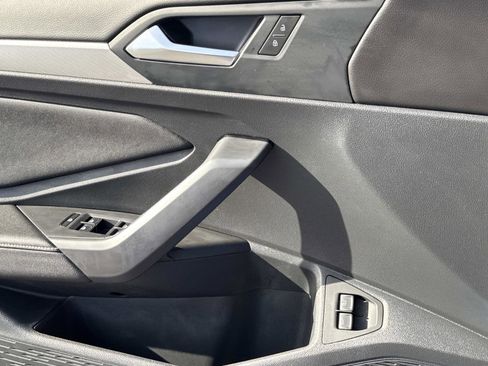 Certified 2024 Volkswagen Jetta Sport image 22
