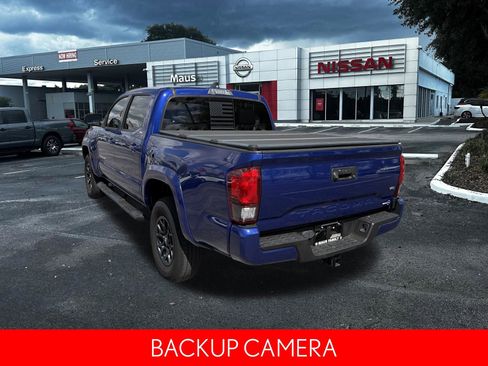Used 2022 Toyota Tacoma SR5 w/ Technology Package image 6