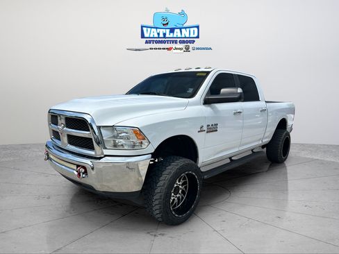 Used 2018 RAM 2500 SLT AWD/4WD image 1