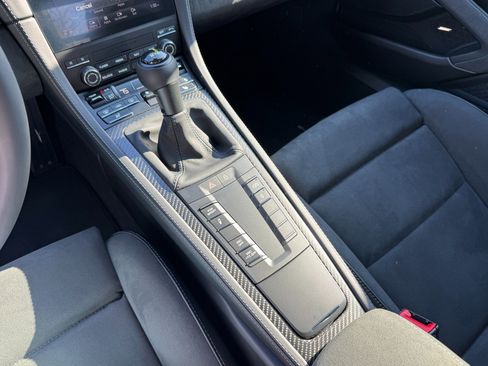 Used 2025 Porsche 718 Cayman GT4 RS image 47