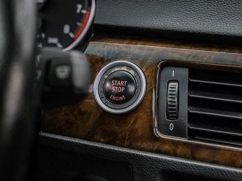 Used 2009 BMW 335i 335i Sedan 4D image 22