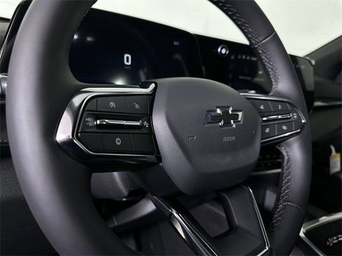 New 2026 Chevrolet Equinox LT w/ Convenience Package II image 11