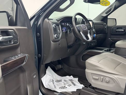 Used 2020 GMC Sierra 1500 SLT w/ SLT Premium Plus Package image 18