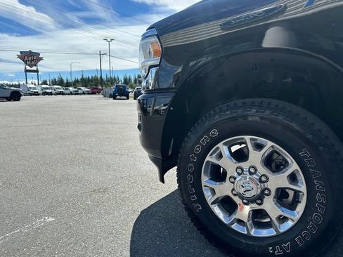 Used 2024 RAM 2500 Laramie w/ Safety Group AWD/4WD image 26