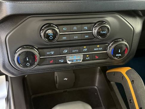 Certified 2022 Ford Bronco Outer Banks image 22