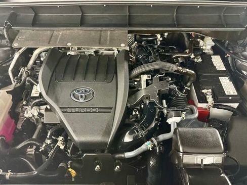 Used 2023 Toyota Highlander XSE FWD image 41