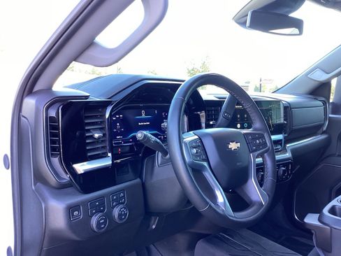 Used 2024 Chevrolet Silverado 2500 LT w/ All Star Edition image 9