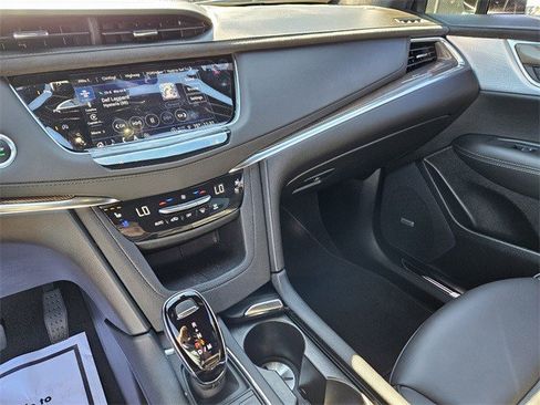 Certified 2024 Cadillac XT5 Premium Luxury w/ Platinum Package image 16