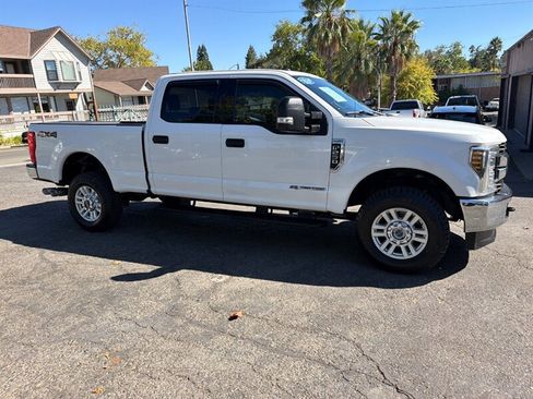 Used 2019 Ford F250 XLT AWD/4WD image 6