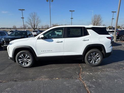 New 2026 Chevrolet Equinox LT w/ Convenience Package II image 3