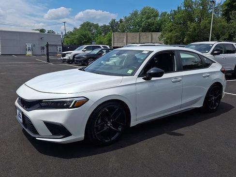 Certified 2024 Honda Civic Sport image 3