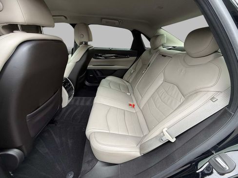 Used 2018 Cadillac CT6 Luxury AWD/4WD image 18