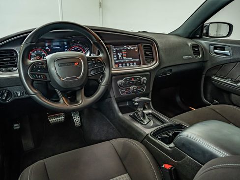 Used 2022 Dodge Charger R/T w/ Blacktop Package RWD image 31