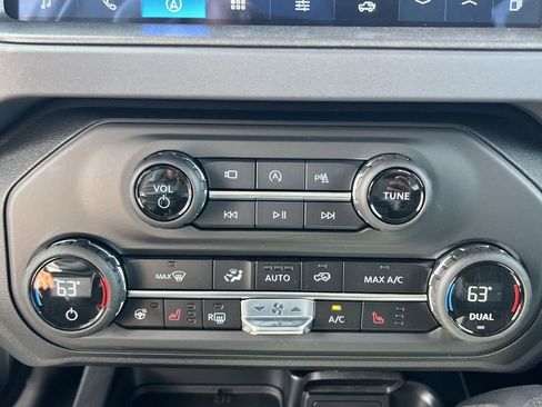 New 2025 Ford Bronco Badlands AWD/4WD image 29