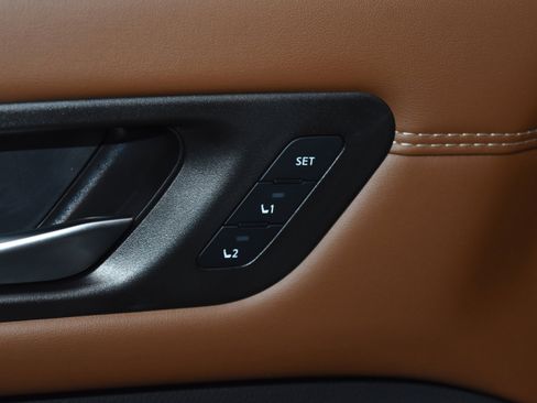 New 2026 Nissan Pathfinder Platinum w/ Cargo Package image 4