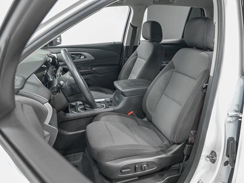 Used 2022 Chevrolet Traverse LT w/ LPO, Floor Liner Package image 18