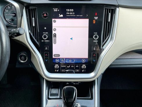 Used 2021 Subaru Outback Limited XT image 9