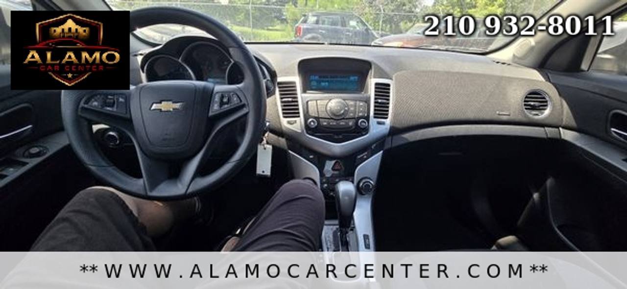 Used 2015 Chevrolet Cruze LT FWD image 36