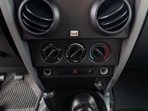 Used 2008 Jeep Wrangler X image 11
