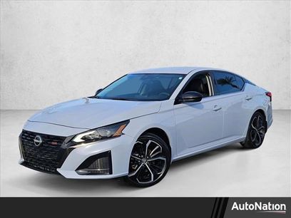 Used 2024 Nissan Altima 2.5 SR