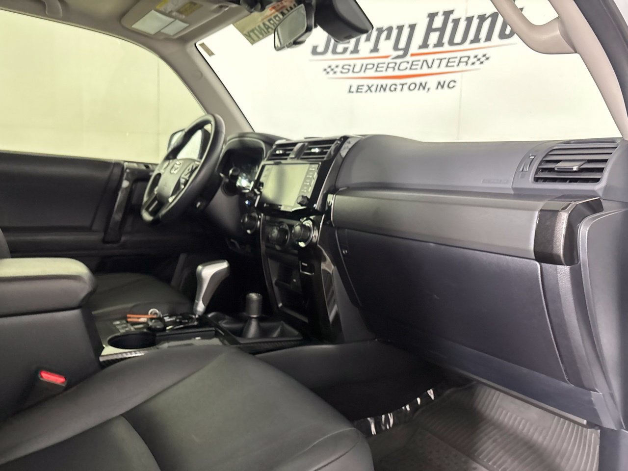 Used 2024 Toyota 4Runner TRD Off-Road Premium w/ Moonroof Package AWD/4WD image 34
