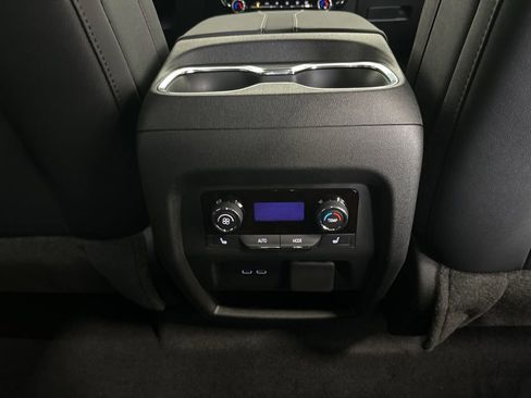 New 2026 Chevrolet Traverse RS AWD/4WD image 21