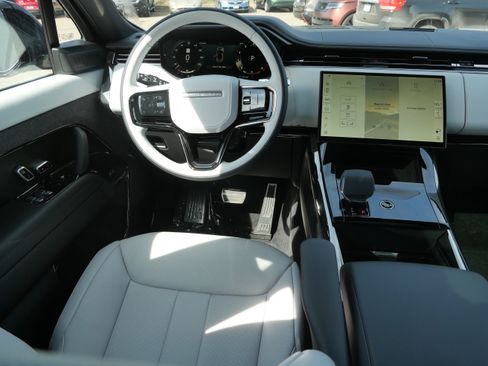New 2026 Land Rover Range Rover Sport Dynamic SE AWD/4WD image 8
