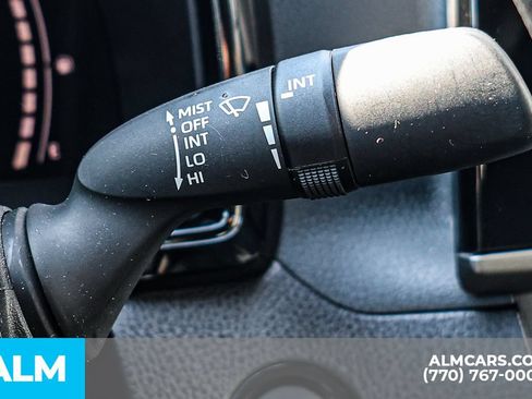 Used 2025 Toyota Camry LE FWD image 32
