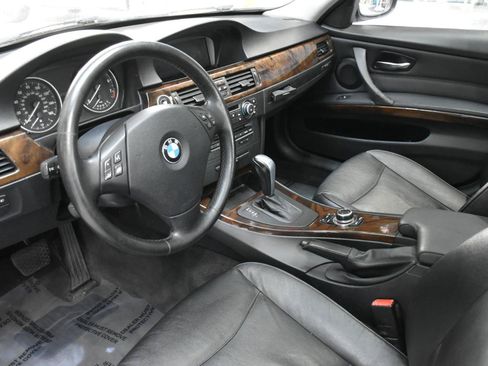 Used 2011 BMW 328i xDrive Sedan AWD/4WD image 27