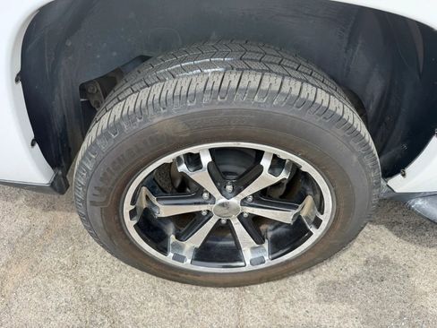 Used 2007 Chevrolet Avalanche LT w/ LT Preferred Equipment Group image 30