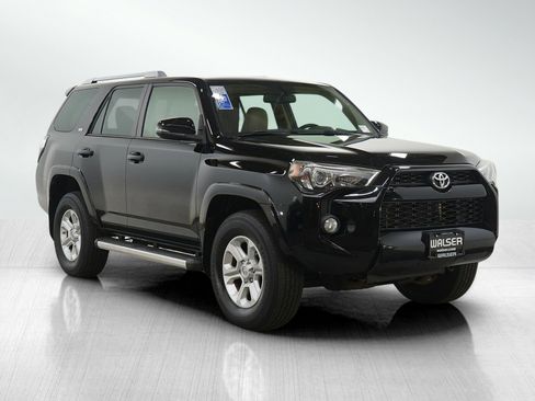 Used 2014 Toyota 4Runner SR5 Premium image 7