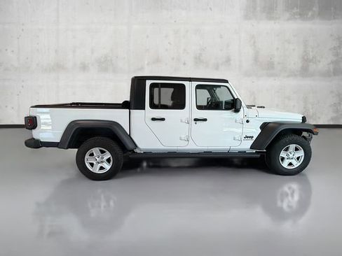 Used 2020 Jeep Gladiator Sport w/ Quick Order Package 24S image 4