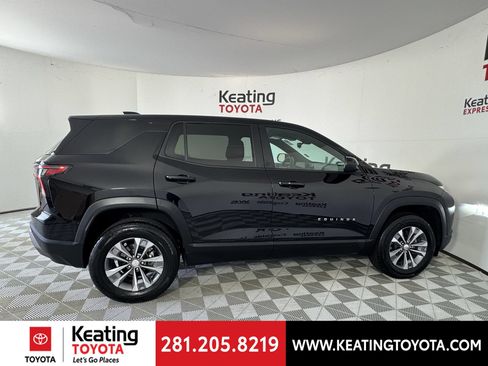 Used 2026 Chevrolet Equinox LT FWD image 4