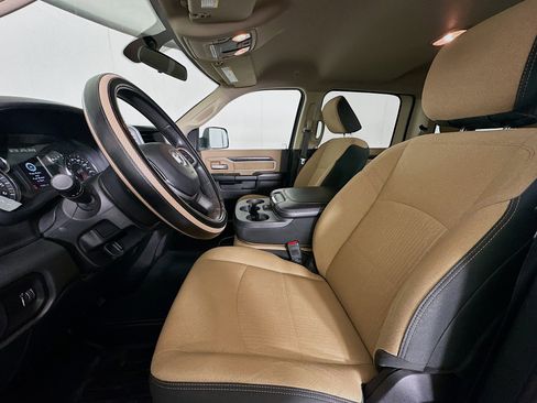 Used 2022 RAM 2500 Big Horn image 13