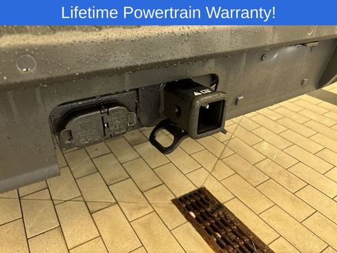 New 2025 Ford Maverick XLT w/ XLT Luxury Package image 5