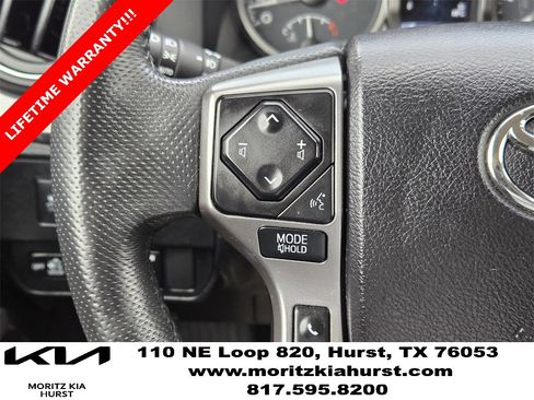 Used 2021 Toyota Tacoma SR5 w/ Trail Edition image 28